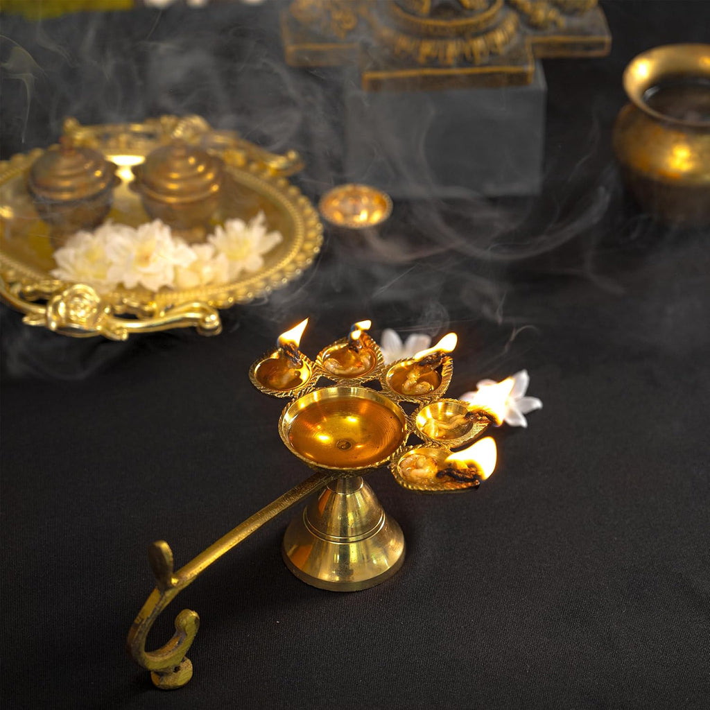 Traditional Brass Panch Aarti Diya for Puja Essential Pooja Article for Aarti Arti Deepak Deepam for Home Temple Décor Accessory Gifts (Panch Aarti Diya)